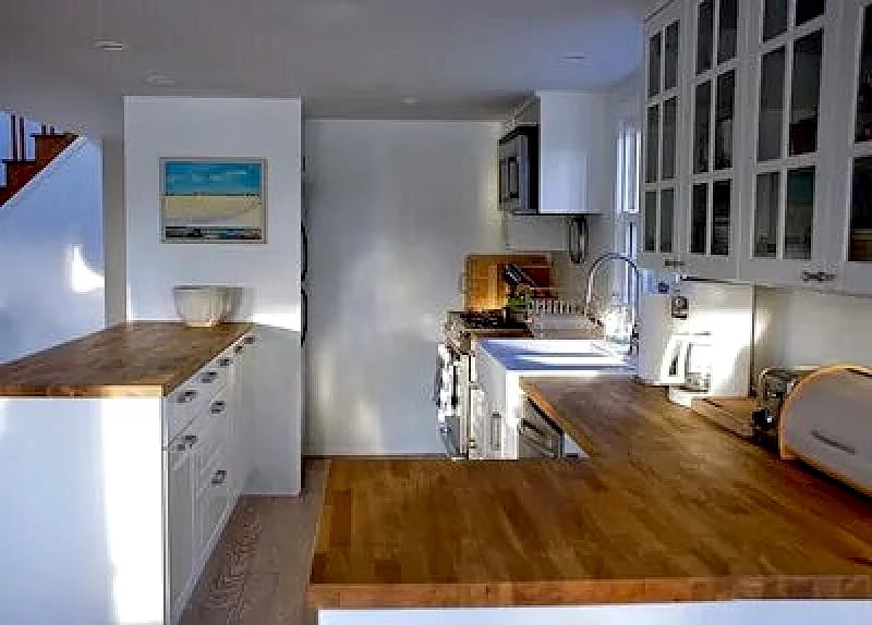 Hampton Waterfront Beach Home With Dock in Southampton, New York, United States — photo 5