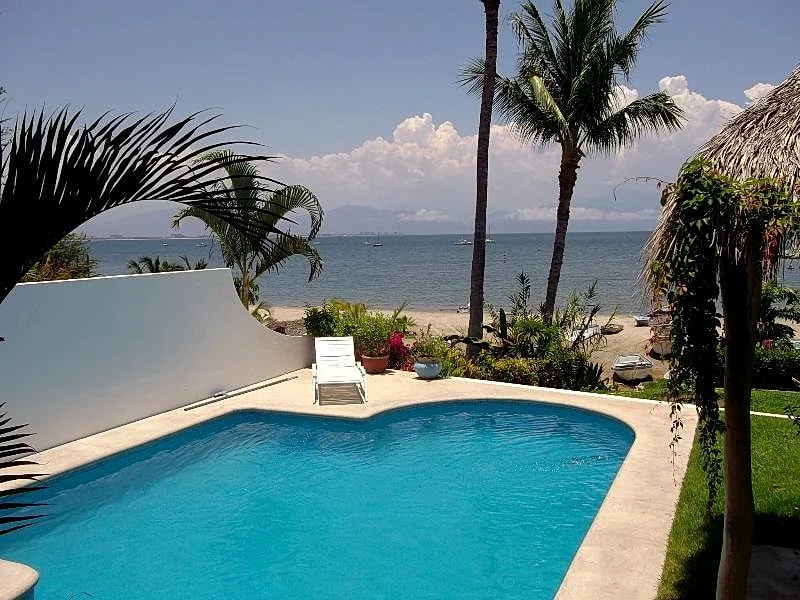 Private Beach Front Home with Private Pool. Great view! Great location! - La Cruz de Huanacaxtle in Riviera Nayarit, Nayarit, Mexico — photo 2