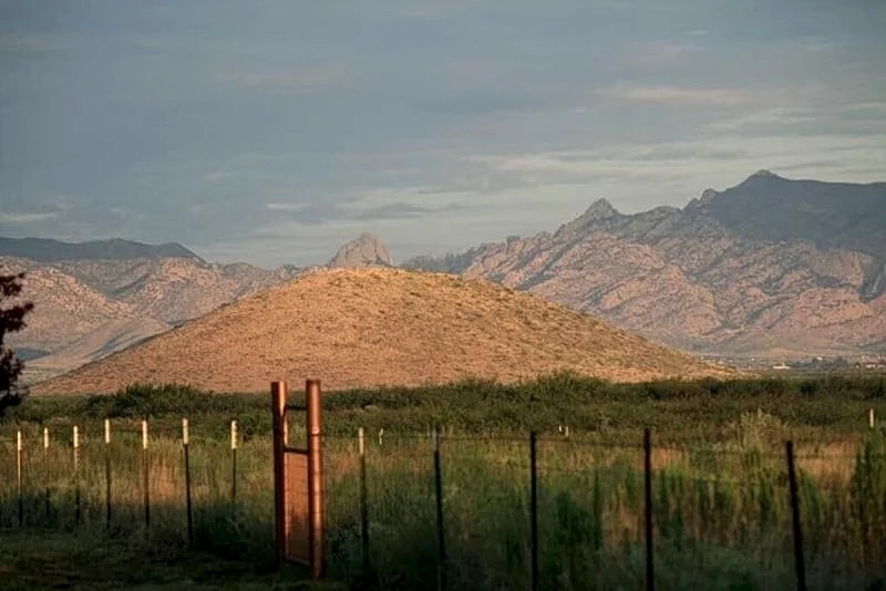 Scenic Birders & MTN Delight 25ACRE Ranch 735WK~ 3 Ghost Town 3 Natl Parks Wi-Fi in Pearce, Arizona, United States — photo 4