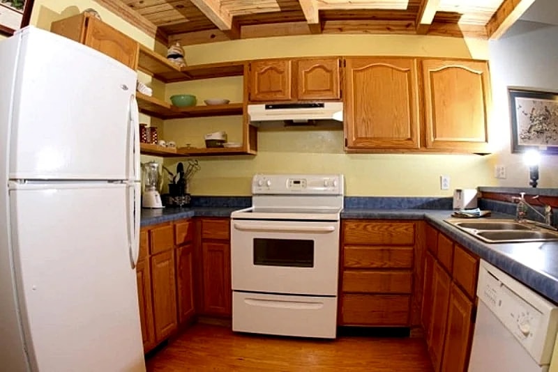 Cabin near Meramec River & Maramec Spring Park - Private Vacation Cabin in St James, Missouri, United States — photo 3