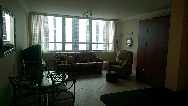Beautifully decorated fully furnished Waterfront Studio in Miami Beach in Miami, Florida, United States — photo 5