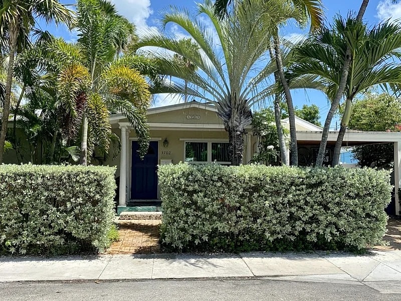 Single Family Home, 3 Bedroom, 2 Baths, Pool. Great Value! - Florida Keys in Key West, Florida, United States — photo 3