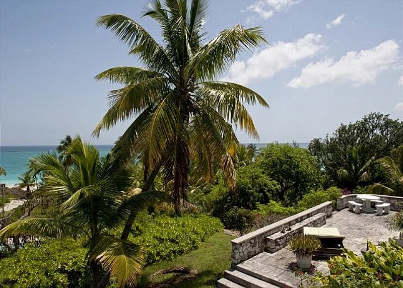 Historic Beach House with Pool, Spectacular Ocean Views