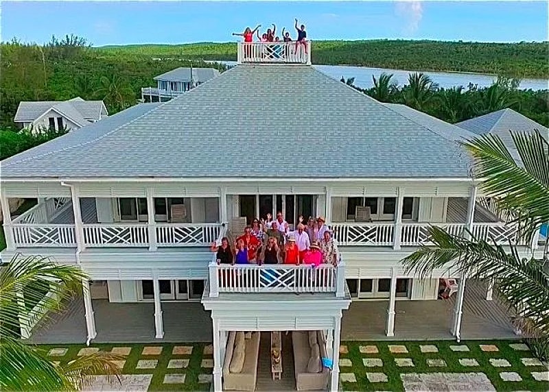 Magnificent 9-Bedroom Beachfront Compound w/ Private Pool French Leave Beach