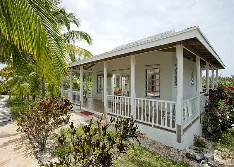 Private 2 Bedroom Beachfront Estate 100 Yards from a Deserted Pink Sand Beach in Eleuthera, Bahamas — photo 1