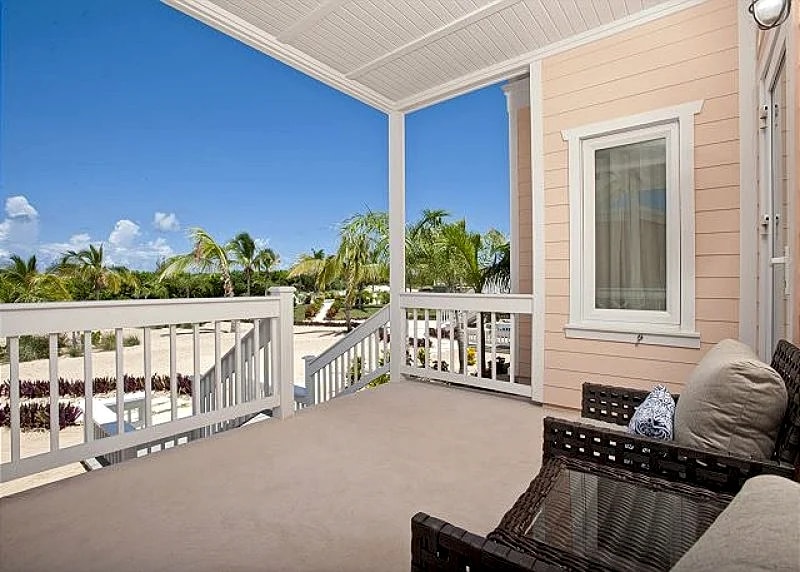 New Condo w/ Htd Pool, Private Beach, Dock, 2-Ocean View, Golf Cart, Kayaks