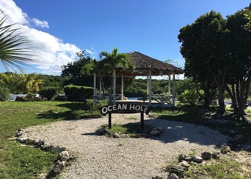 NewTwo-Bedroom Oceanfront Cottage Near Restaurant, Stores in Eleuthera, Bahamas — photo 5