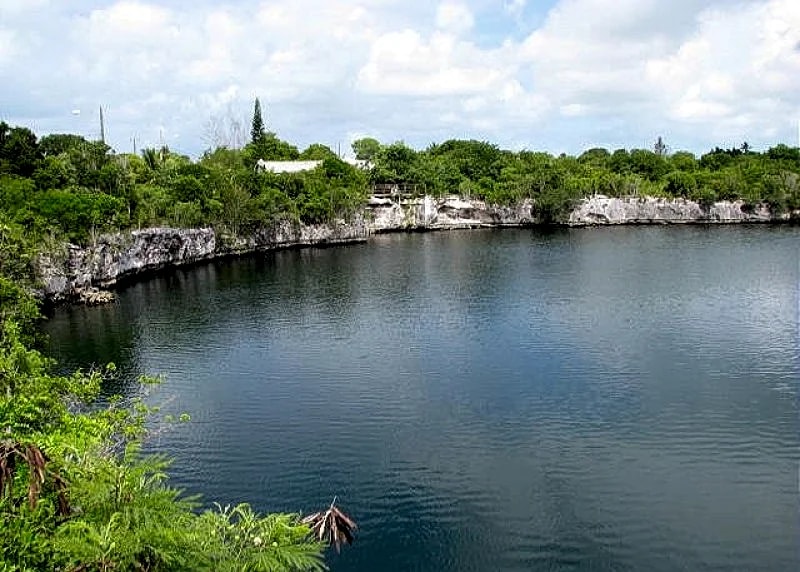 NewTwo-Bedroom Oceanfront Cottage Near Restaurant, Stores in Eleuthera, Bahamas — photo 4