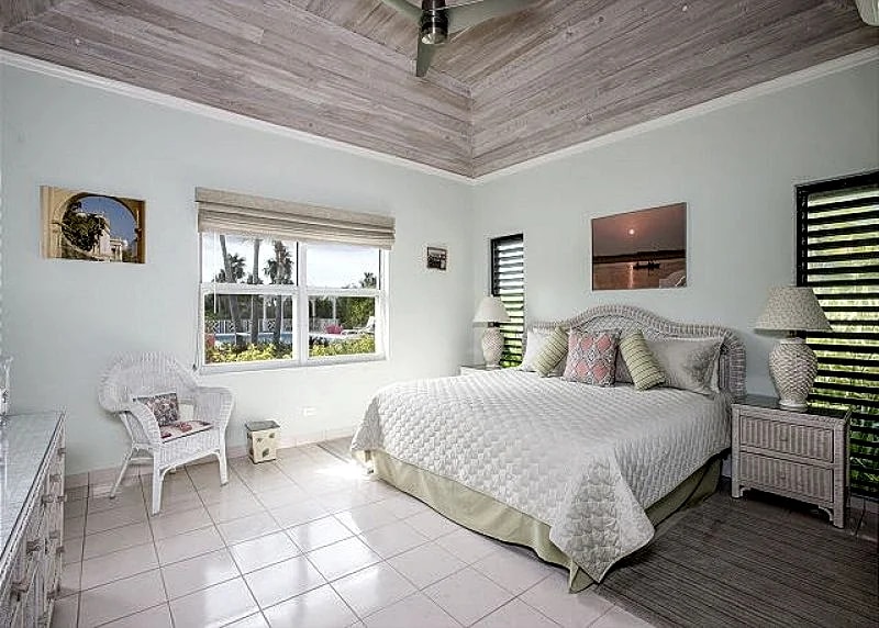 PRIVATE BEACHFRONT ESTATE WITH POOL ON MILES-LONG PINK-SAND BEACH in Eleuthera, Bahamas — photo 5