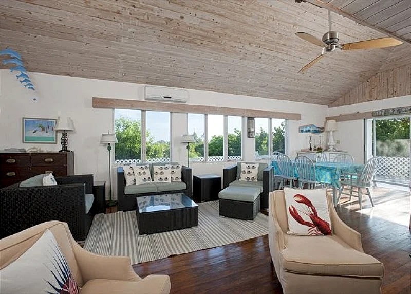 Beach Villa with Private Tennis Court on Banks Road, Walk to Tippys in Eleuthera, Bahamas — photo 4
