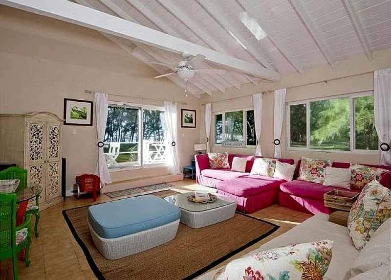 Beachfront House on the Calm Tranquil Waters of Beautiful Gaulding Cay Beach in Eleuthera, Bahamas — photo 1