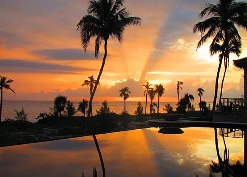 Stunning Contemporary Beach Villa w/ Private Pool, 50-Mile Ocean Views in Bahamas — photo 2
