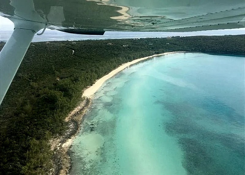 Romantic Cottage on Calm Caribbean with Private Half-Mile-Long Beach in Eleuthera, Bahamas — photo 3