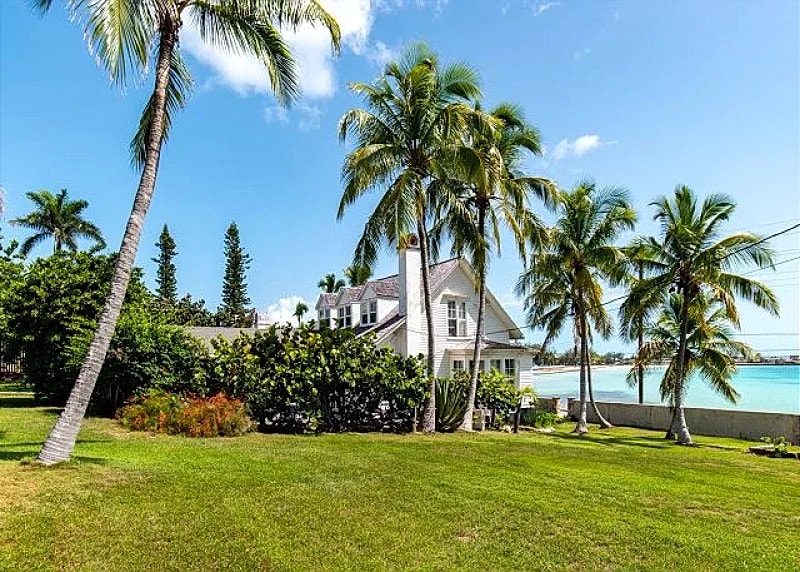 Restored Historic Waterfront Captains Home, Sunset Views, Walk to Beach in Eleuthera, Bahamas — photo 4