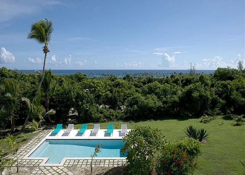 Newly Renovated Private Beach Villa with Pool and Ocean Views in Eleuthera, Bahamas — photo 4