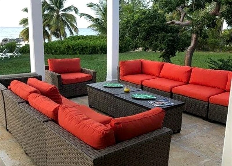 Secluded Pink Sand Beachfront Estate W/ Main House and Guest Cottage in Eleuthera, Bahamas — photo 3