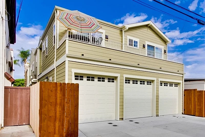 Heart of Coronado Village in Coronado, California, United States — photo 3