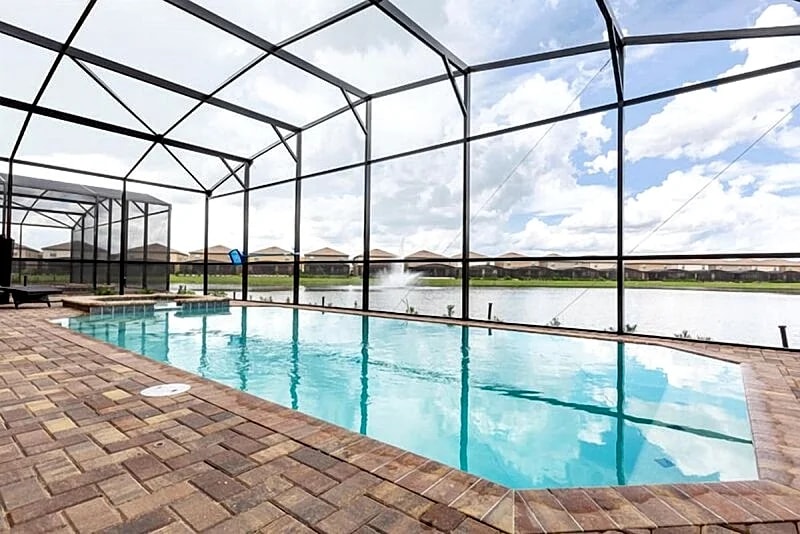 Westside Deluxe | Lakes Views | Near Attractions in Kissimmee, Florida, United States — photo 2