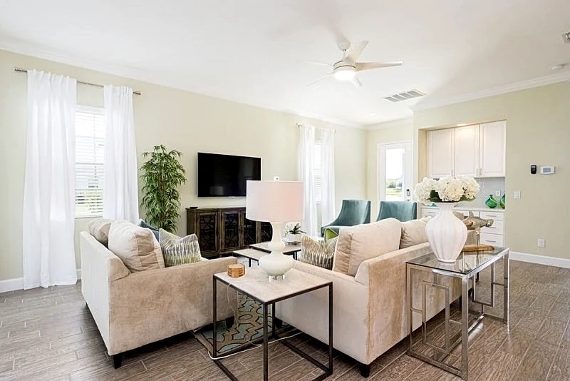Luxury Pool Home with Upgrades. Just Minutes to Disney! in Kissimmee, Florida, United States — photo 2
