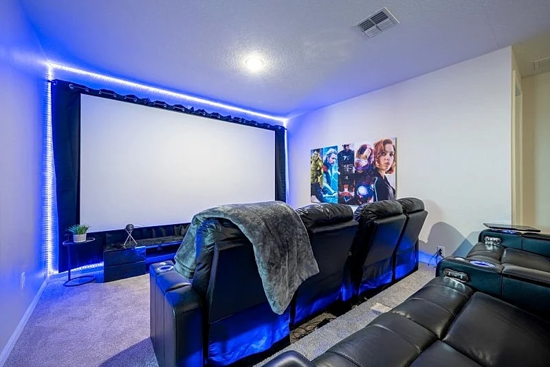 Arcades, Movie Room, Princess & Dinosaur Custom Bunk Kids Rooms, Pool Table, BBQ, No Rear Neighbors in Kissimmee, Florida, United States — photo 4