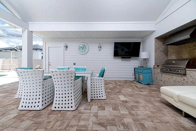 Sparkling Oasis | Private Pool, Summer Kitchen and Large BBQ in Kissimmee, Florida, United States — photo 4