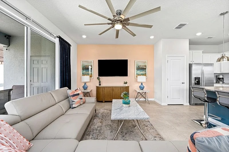 Windsor Escape | Themed Bedrooms | Townhome in Davenport, Florida, United States — photo 5