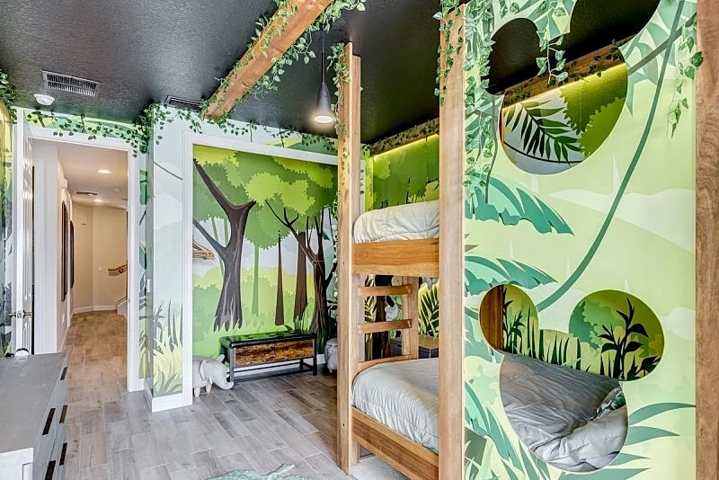 Corolla Court Joy | Themed Bedrooms | Games Room in Kissimmee, Florida, United States — photo 2