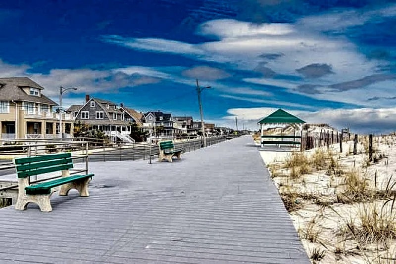 Classic Ocean Front home located at the south end of Seaside Park in Seaside Park, New Jersey, United States — photo 5