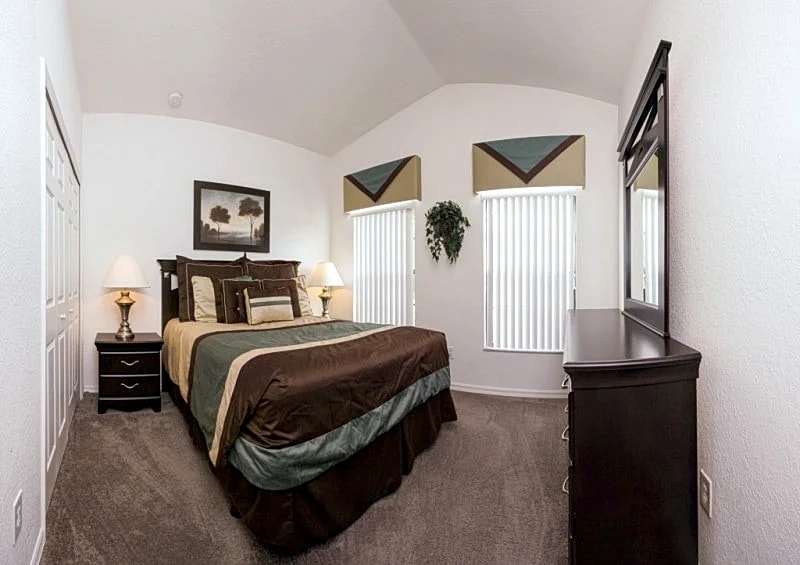 4 Bed 2 Bath Villa with Pool and Conservation View in Kissimmee, Florida, United States — photo 3