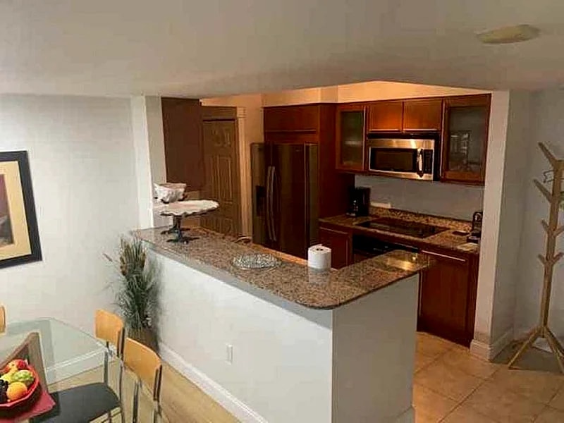 Luxury Oceanfront Living at 2080 S Ocean Dr Unit 508: Hallandale Beach Condo in Hallandale Beach, Florida, United States — photo 5