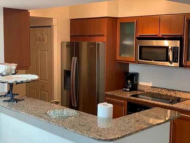 Luxury Oceanfront Living at 2080 S Ocean Dr Unit 508: Hallandale Beach Condo in Hallandale Beach, Florida, United States — photo 3