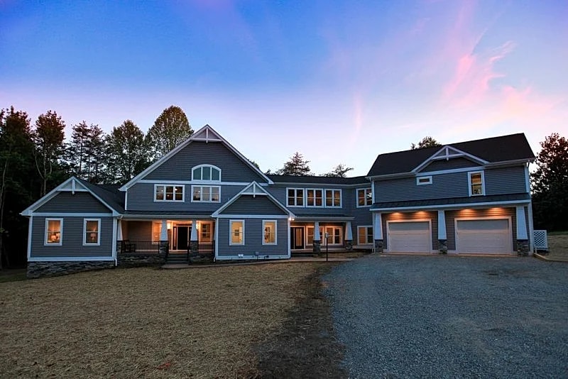 Lake Anna Oasis: Hottest Luxury Home at Lake * Public * Waterslide * 10,000 sqft in Bumpass, Virginia, United States — photo 3