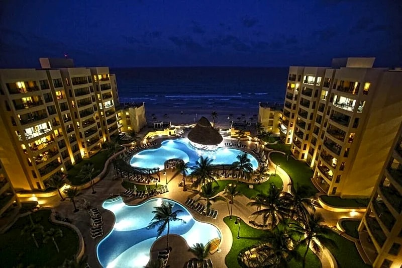 THE ROYAL SANDS RESORT & SPA
