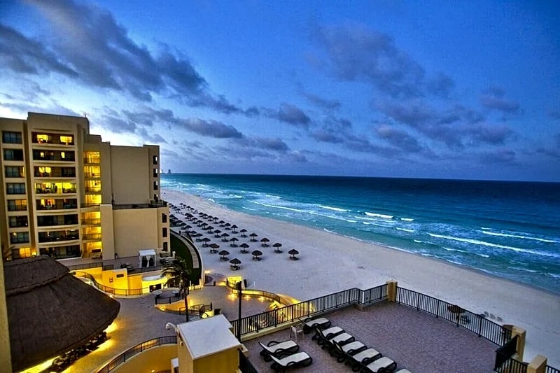 THE ROYAL SANDS RESORT & SPA in Cancun, Quintana Roo, Mexico — photo 3