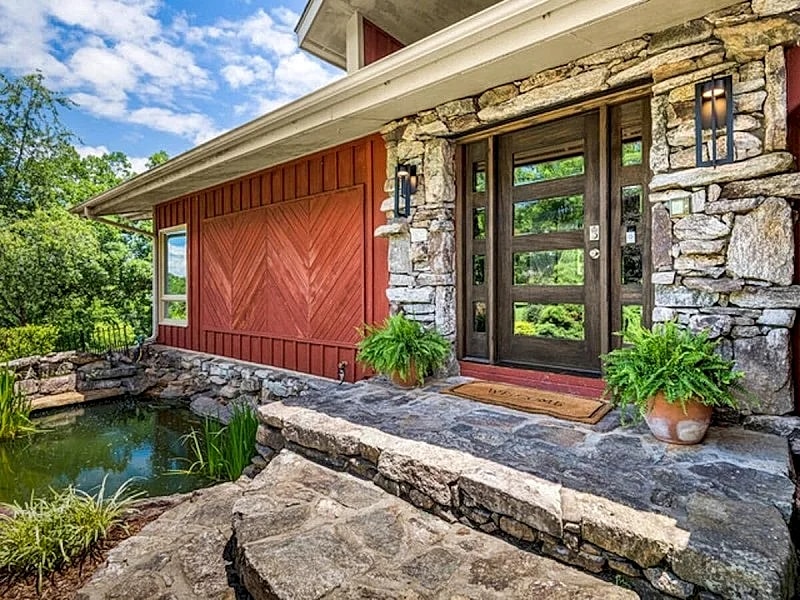 AMAZING 2 Kng, 2 Qn, 4.5 Bth, Pickle Ball, Hot Tub » Ten Acre Wood in Asheville, North Carolina, United States — photo 3