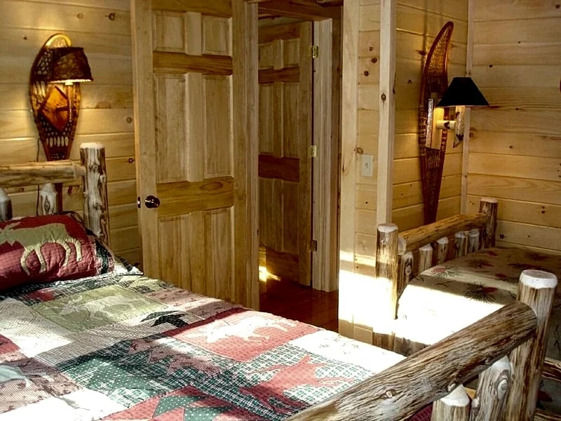 Ultimate Privacy ~ NW Adirondack, Log Cabin, 16 Acres, Includes Pontoon Boat! in Colton, New York, United States — photo 5