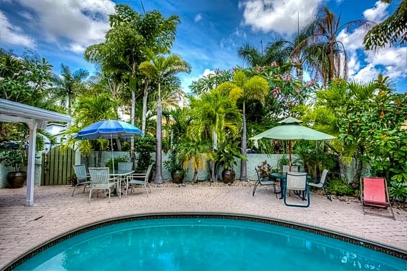 3BR Vacation Saltwater Pool Home on Golf Course, w/Spectacular Panoramic views in Plantation, Florida, United States — photo 2