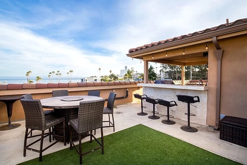 WOW! Luxury 5000sf Oceanview of Main Beach/Wharf -Families/Corp Retreats/Groups in Santa Cruz, California, United States — photo 2