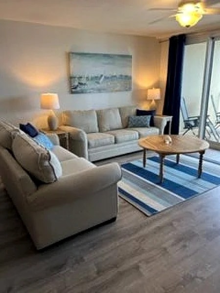 Beach Front Paradise 2 Bedroom 2 Bath condo in Orange Beach, Alabama, United States — photo 2