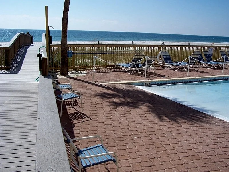 Beachfront Paradise-Penthouse with Awesome View. SEA SPRAY in Pensacola, Florida, United States — photo 4
