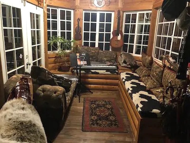 Julian 1927 Historic Cabin Retreat - 'Burgio Bungalow' in Julian, California, United States — photo 2