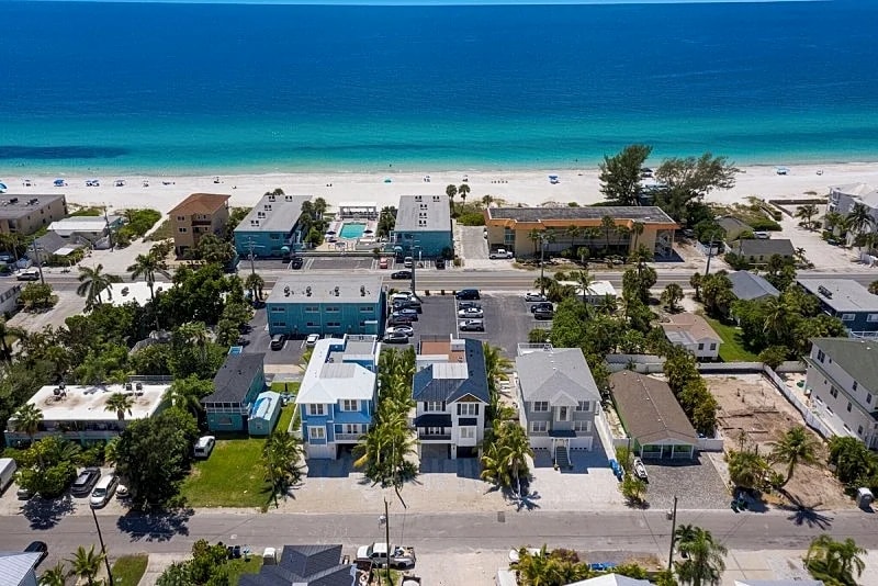 ALECASSANDRA VACATION VILLAS, Your Family Vacation Accommodations in Bradenton Beach, Florida, United States — photo 2