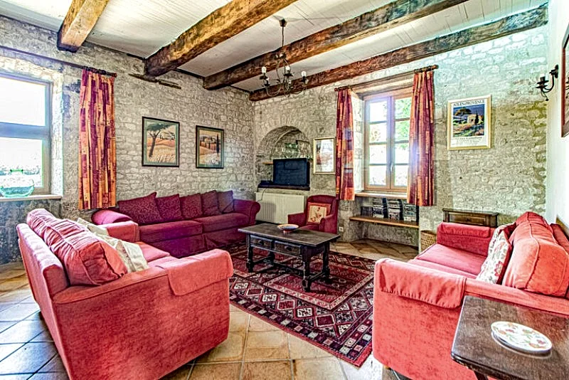 Holiday farmhouse in the lovely Lot Valley, France in Montcuq-en-Quercy-Blanc, Lot, France — photo 3