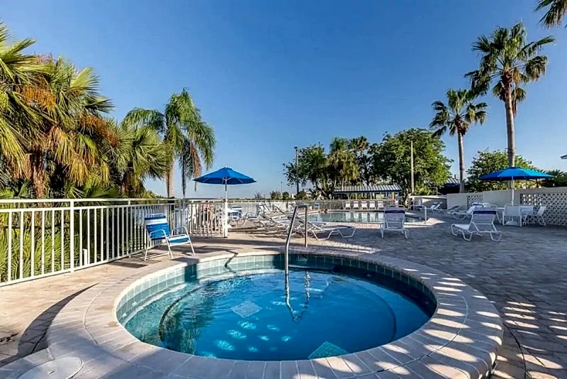 Bahia Beach Townhome in Ruskin, Florida, United States — photo 4