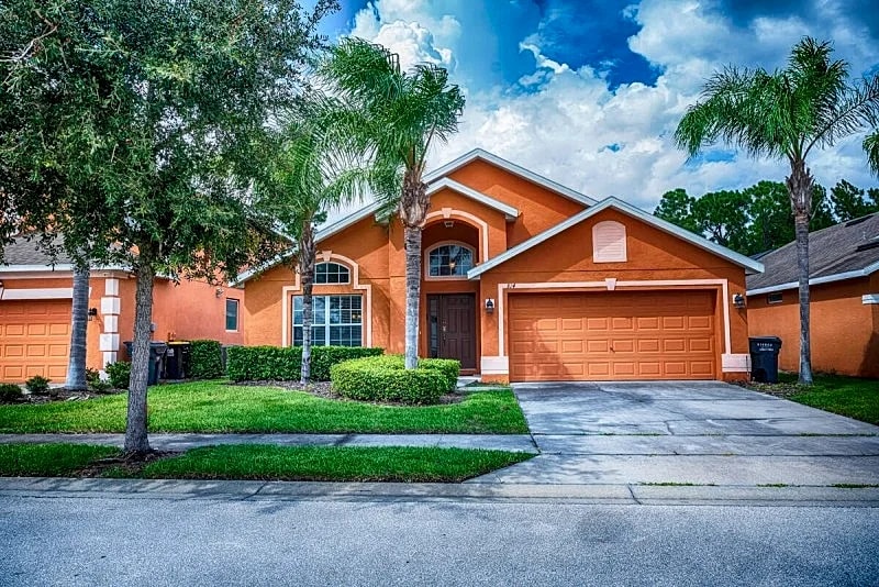 4 bed, 3 bath villa in gated community in Davenport, Florida, United States — photo 2