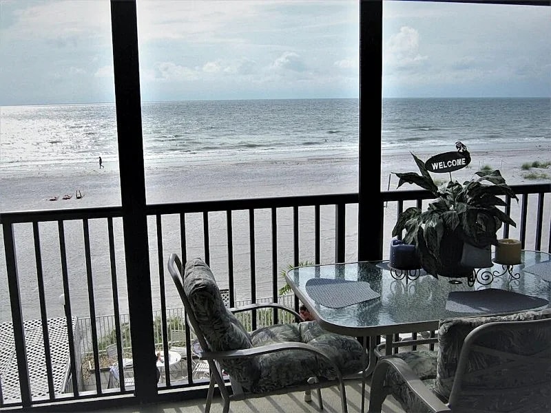 Sand Castle III Luxury Condo, free nights on select dates
