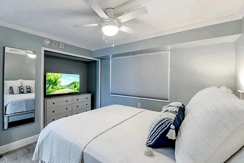 Oceanfront Ground Level Unit with Amazing Ocean Views in Satellite Beach, Florida, United States — photo 2