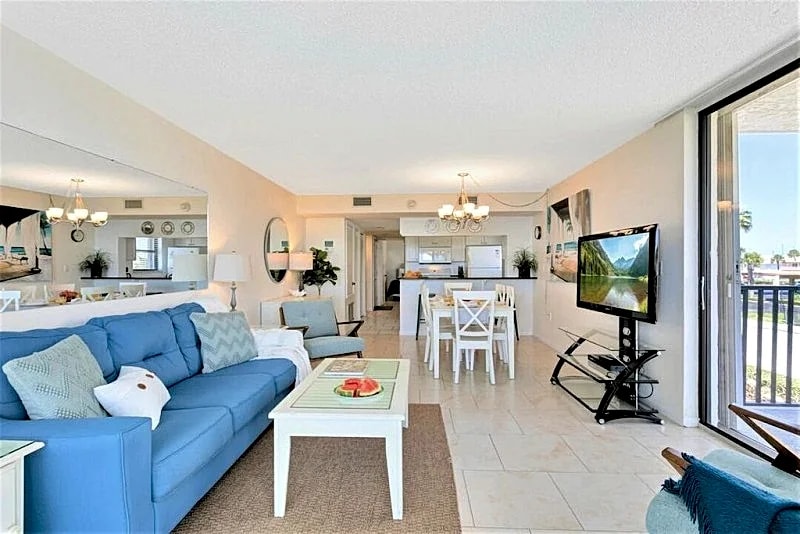 Bright & Beachy Oceanfront Condo w/ Corner Balcony