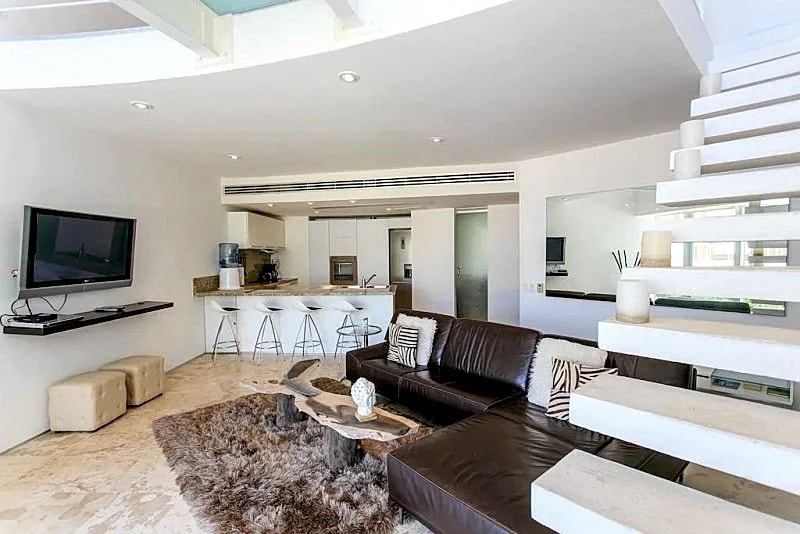 ROMANTIC 1BR WITH JACUZZI IN THE HEART OF PLAYA!!!