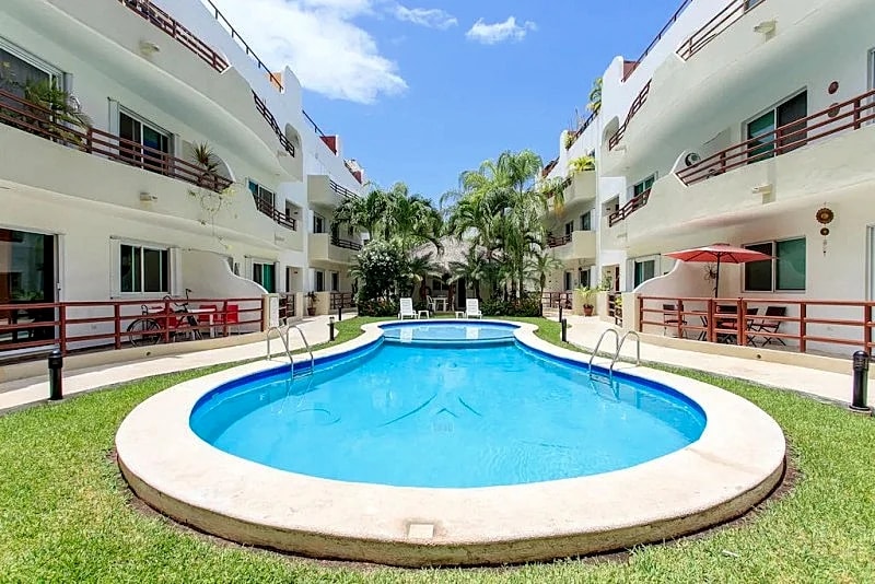 CONTEMPORARY PRIVATE 2 BR PH NEAR EVERYTHING in Playa Del Carmen, Quintana Roo, Mexico — photo 3
